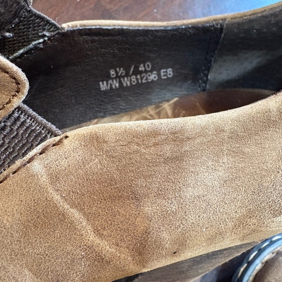 Born Women's Brown Leather Heeled Slip On Boots 8.5 - Picture 4 of 6